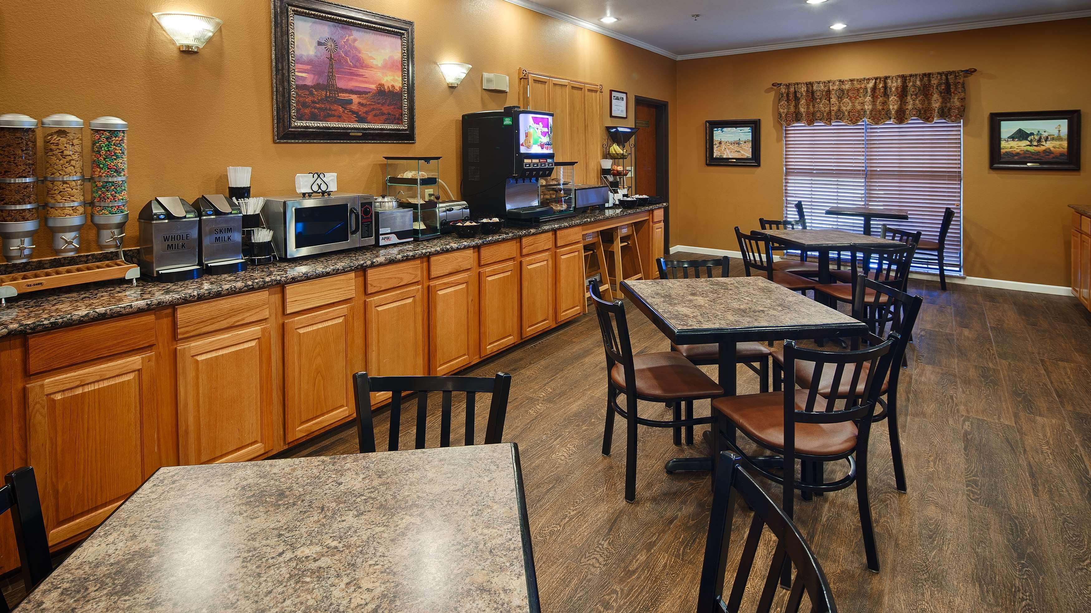 Best Western Plus Red River Inn Кларендон Екстер'єр фото