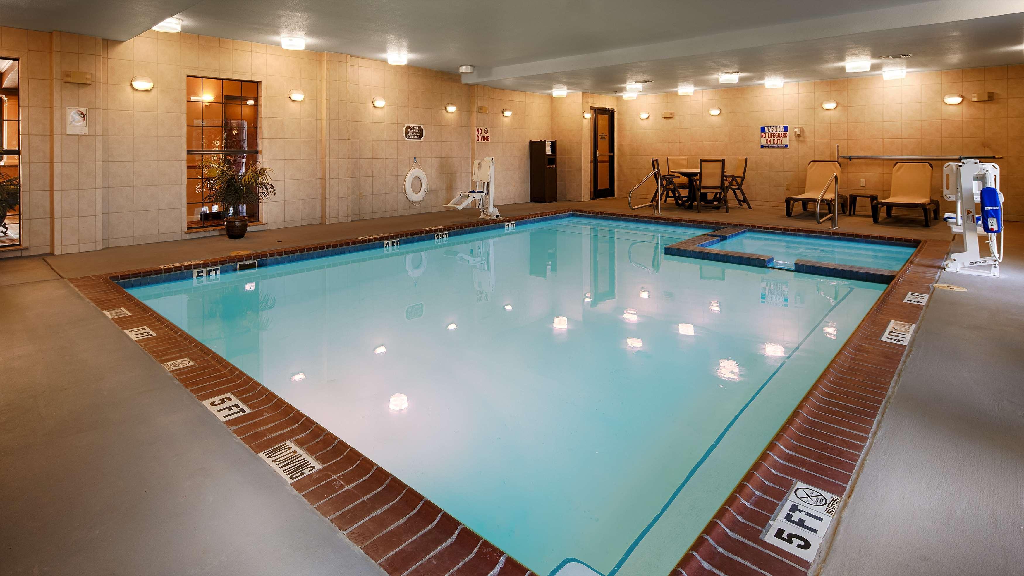 Best Western Plus Red River Inn Кларендон Екстер'єр фото